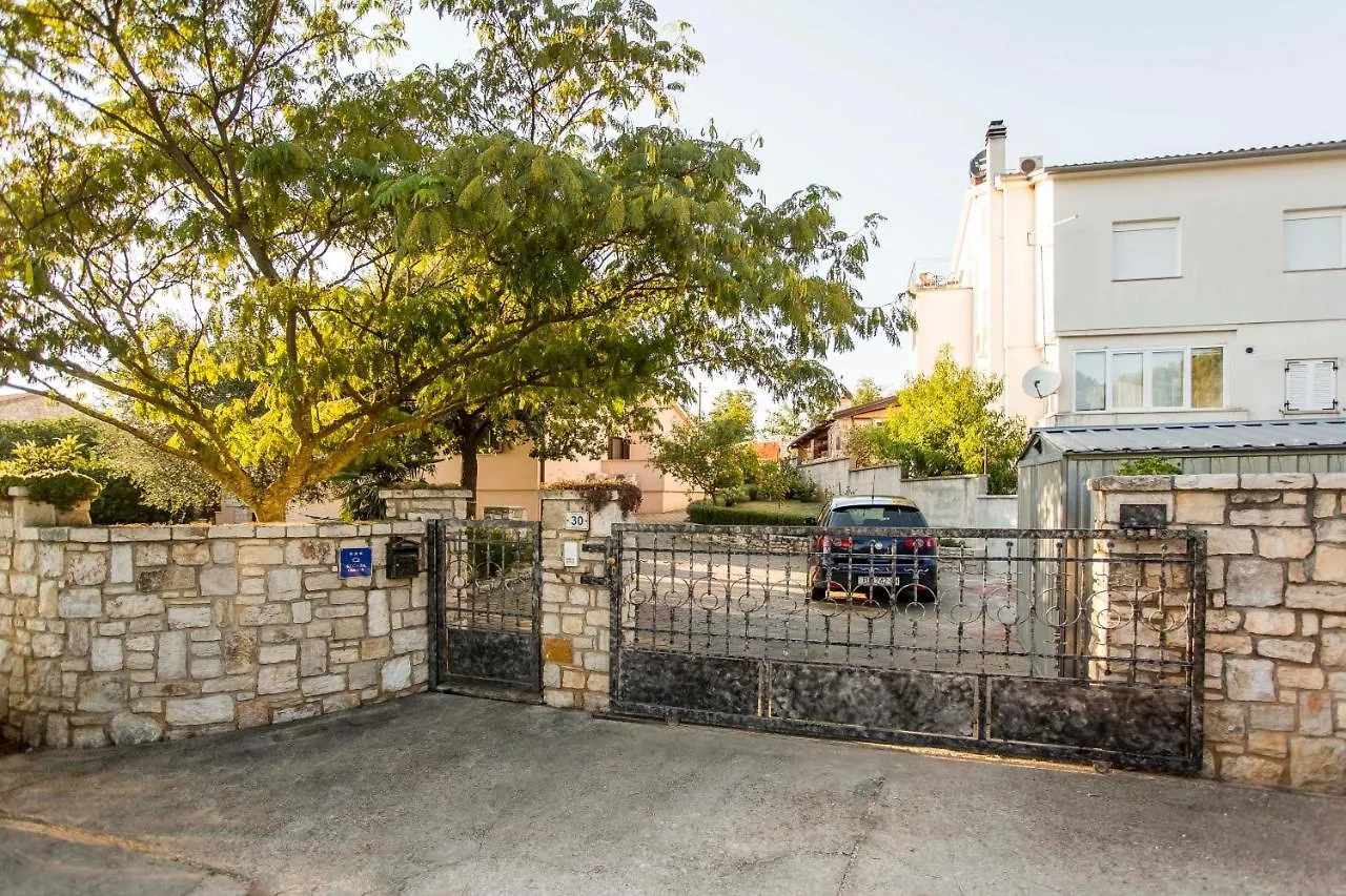 Holiday House Alex Rovinj Apartment