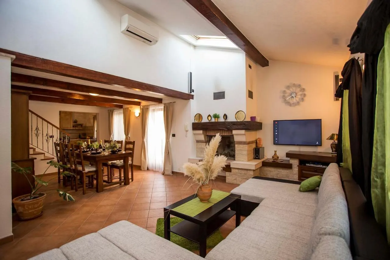 Holiday House Alex Rovinj 0*,  Croatia
