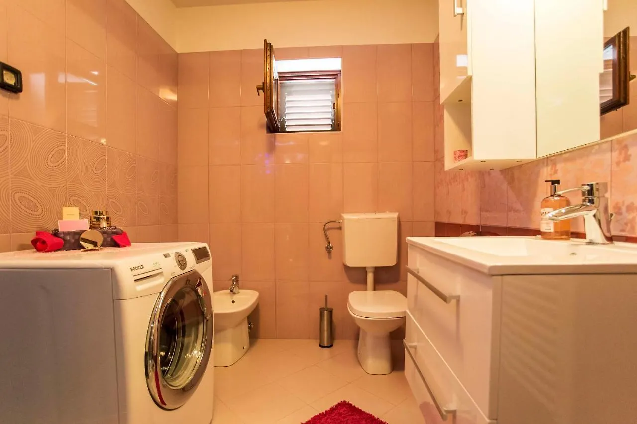Apartment Holiday House Alex Rovinj Kroatien